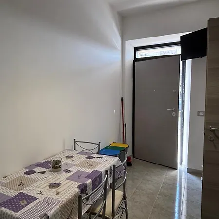 La Piazzetta Sant'Onofrio (Lazio)